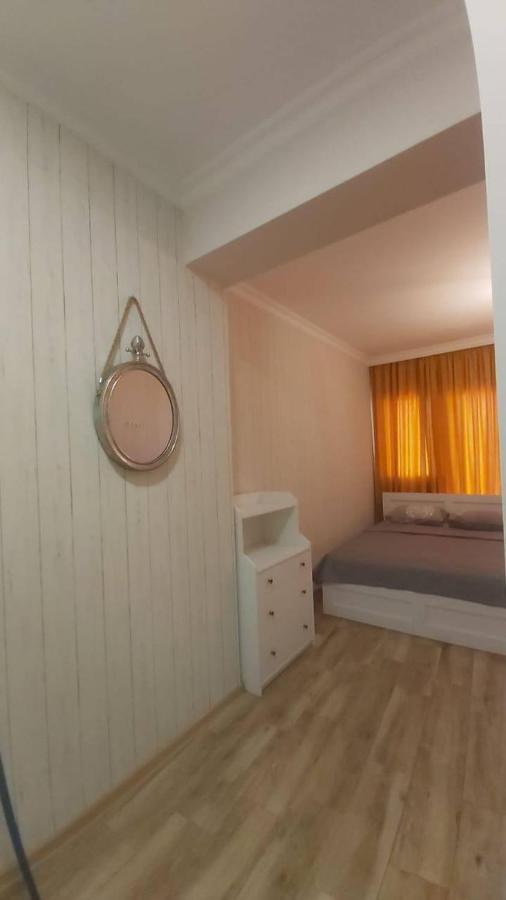 Жемчужина У Моря Batoumi Extérieur photo