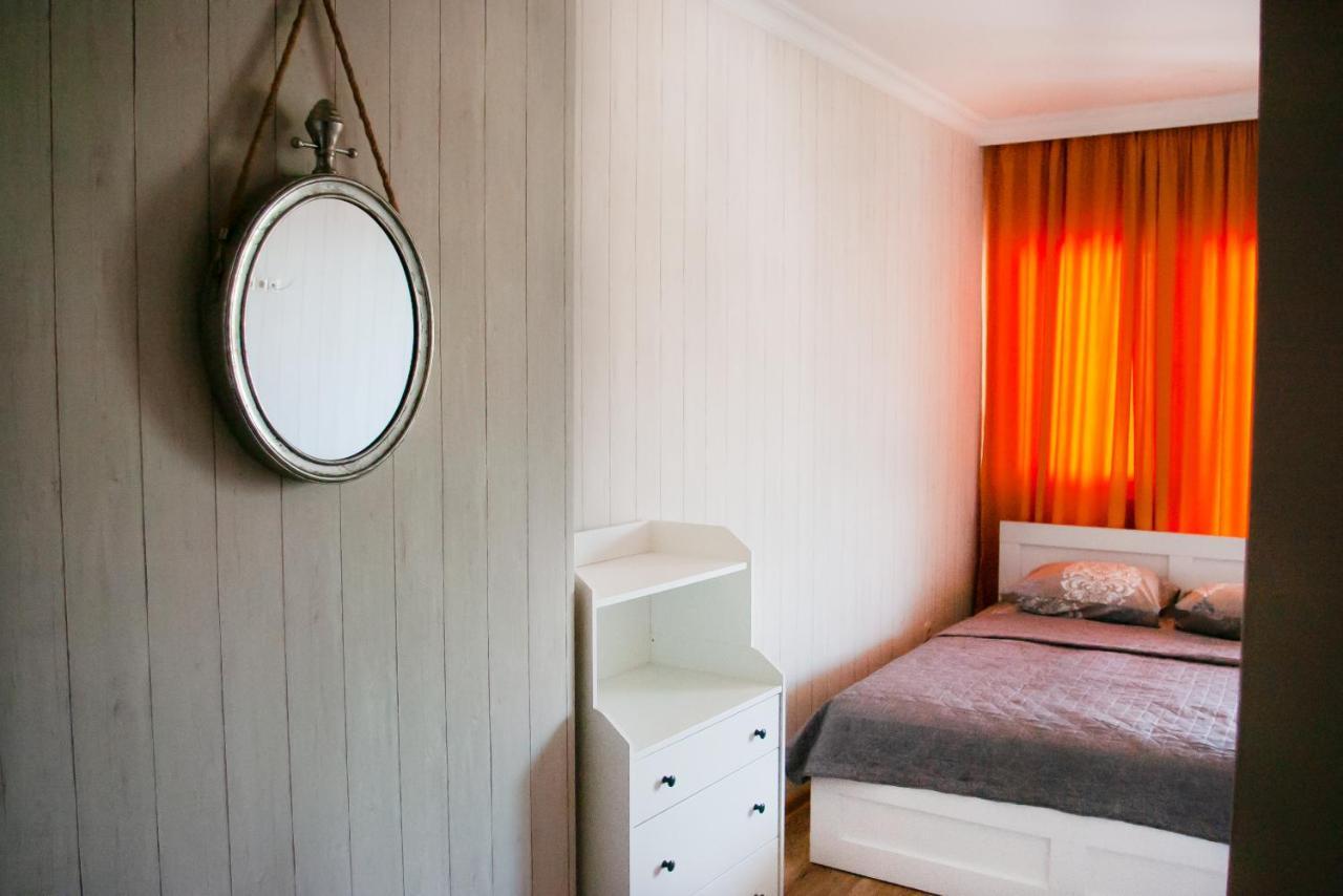 Жемчужина У Моря Batoumi Extérieur photo